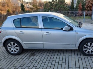 Opel Astra 1,6 B+G Automat Klima