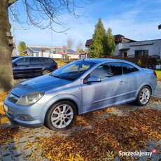 Opel Astra H TwinTop 1.9 150KM