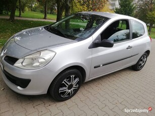 renault clio3 2005-XI/2006 1,2-16v benzyna.klima dziala