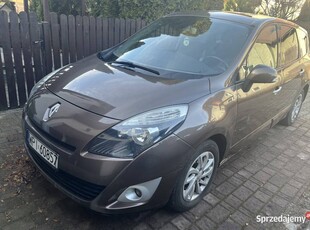 Renault Grand Scenic 1,6 110KM 7-osobowy