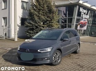 Volkswagen Touran 2023r 23 tys. km 2.0 TDI serwis ASO