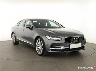 Volvo S90 T8 AWD