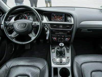 Audi A4 S-Line 1.8T 170KM ! Full Opcja ! Opłacona !