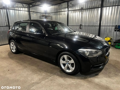 BMW Seria 1 118d Sport Line