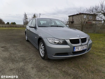 BMW Seria 3 318d