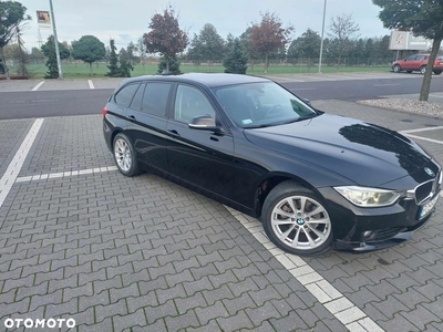 BMW Seria 3 318d DPF Touring