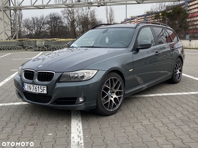 BMW Seria 3 318d DPF Touring