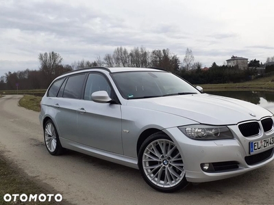 BMW Seria 3 318d DPF Touring Edition Sport