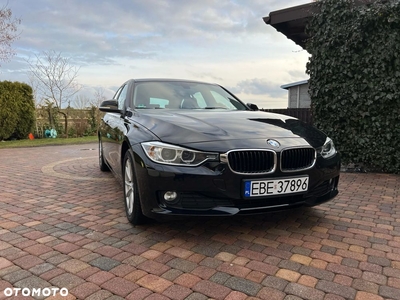 BMW Seria 3 318d Touring