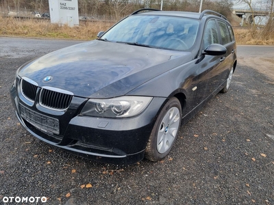 BMW Seria 3 318i