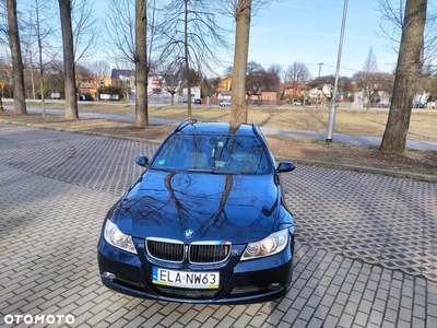 BMW Seria 3 318i