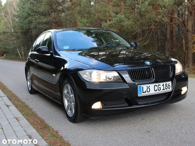 BMW Seria 3 318i