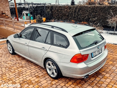 BMW Seria 3 320d DPF Touring