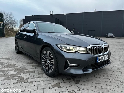 BMW Seria 3 320d Luxury Line sport