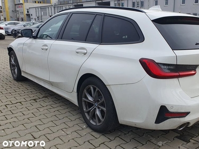 BMW Seria 3 320d Luxury Line sport