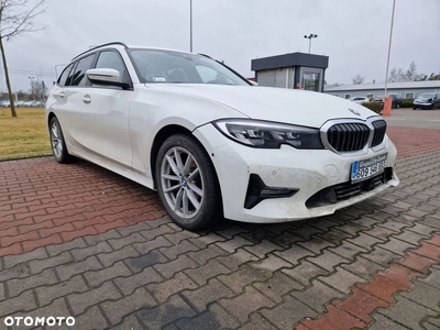 BMW Seria 3 320d xDrive MHEV Advantage