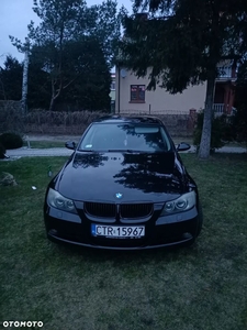 BMW Seria 3 320i