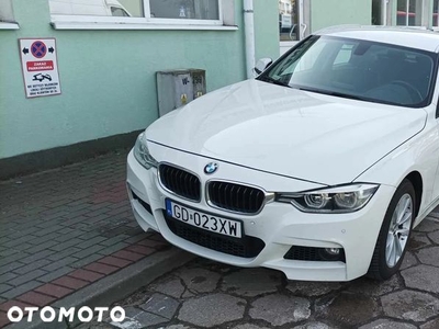 BMW Seria 3 320i xDrive