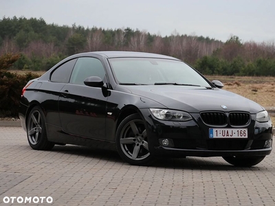 BMW Seria 3 325d Coupe