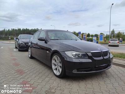 BMW Seria 3 325i