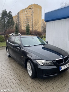 BMW Seria 3 325xi