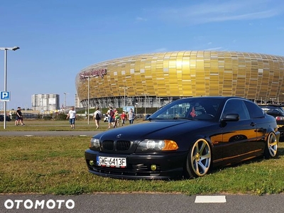 BMW Seria 3 328i