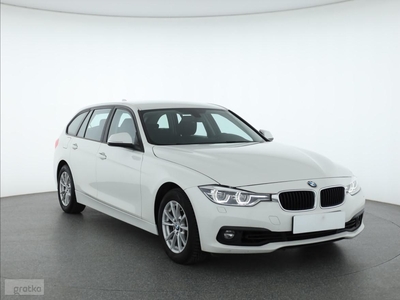 BMW SERIA 3 V (F30/F31/F34) BMW SERIA 3 , Salon Polska, Automat, VAT 23%, Klimatronic, Parktronic