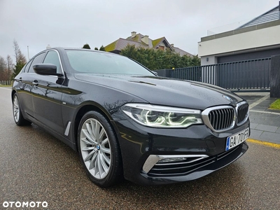 BMW Seria 5 520d Efficient Dynamics Luxury Line sport