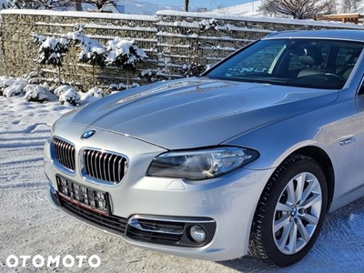 BMW Seria 5 525d xDrive Luxury Line