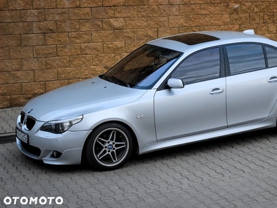 BMW Seria 5 525i