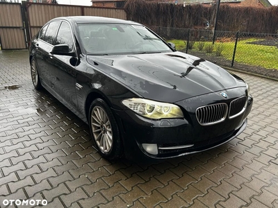 BMW Seria 5 535i xDrive Luxury Line