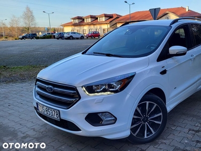 Ford Kuga 2.0 TDCi 4x4 ST-Line