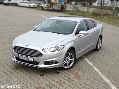 Ford Mondeo 2.0 Ti-VCT Hybrid Titanium