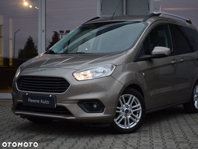 Ford Tourneo Courier 1.0 EcoBoost Titanium