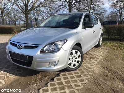 Hyundai I30 1.4 Base +