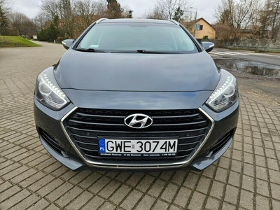 Hyundai i40 1,7 crdi Lift Klimatronik Navi kamera Zarejestrowany Gwarancja