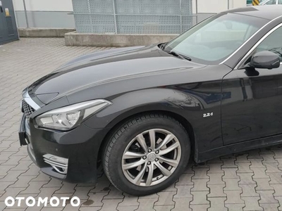 Infiniti Q70 2.2d Sport Tech