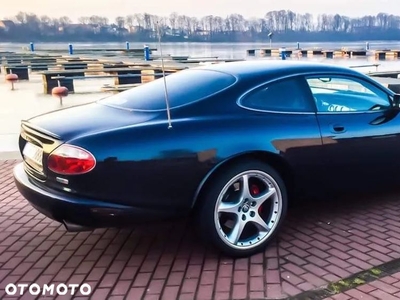 Jaguar XK XKR Coupe