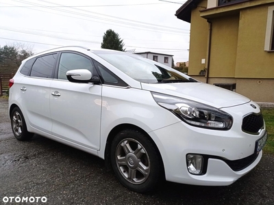 Kia Carens 1.7 CRDi S