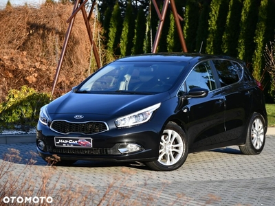 Kia Ceed 1.6 CRDi 128 Dream-Team Edition