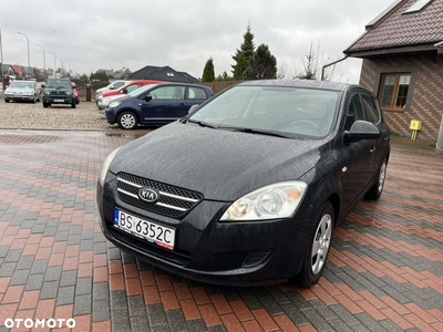 Kia Ceed Cee'd 1.4 Comfort +