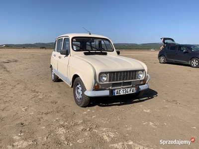 klasyczny Renault 4L