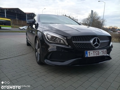 Mercedes-Benz CLA 180 d AMG Line