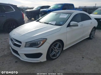 Mercedes-Benz CLA 250 4Matic 7G-DCT AMG Line