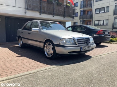 Mercedes-Benz Klasa C 230 K Classic