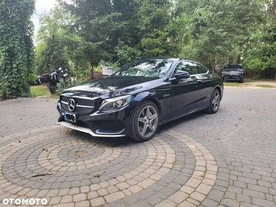 Mercedes-Benz Klasa C 300 Coupe 7G-TRONIC AMG Line