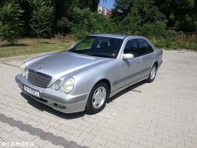 Mercedes-Benz Klasa E 220 T CDI Classic