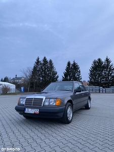 Mercedes-Benz W124 (1984-1993)