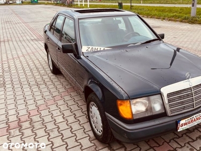 Mercedes-Benz W124 (1984-1993)