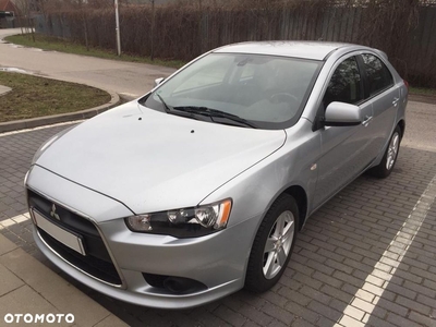 Mitsubishi Lancer 1.5 Inform